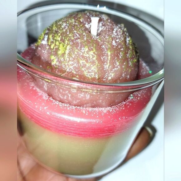 Hand crafted Mixed Berry Gelato ice cream dessert candle - Picture 4 of 8